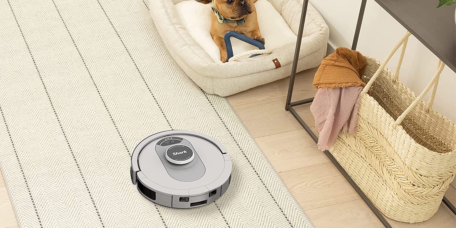 Shark's AI Ultra voicecontrolled robot vacuum with selfempty base