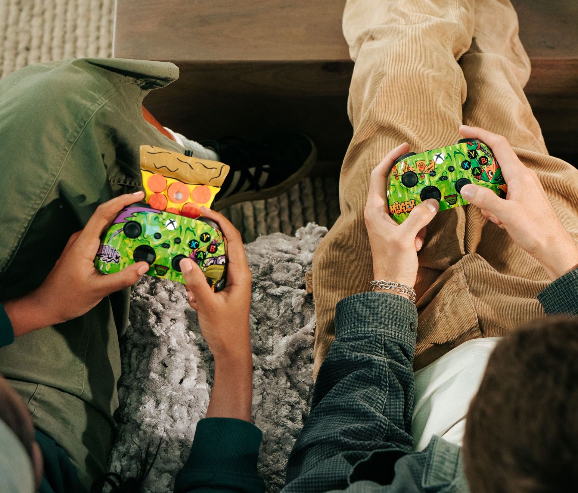 Microsoft's pizza-scented Teenage Mutant Ninja Turtles Controllers