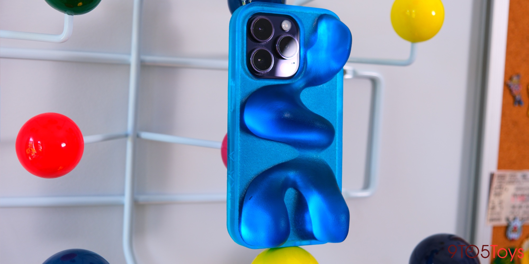 3d ergonomic phone cases designed as a grip, phone stand & protection. –  BAILEY HIKAWA