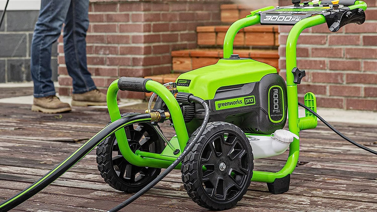 Greenworks 3000 PSI electric pressure washer falls 31% to second-lowest  discount for $310