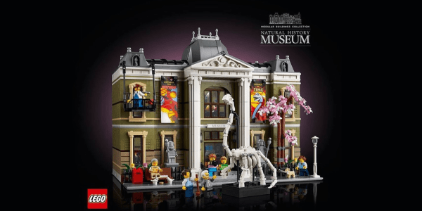 LEGO Natural History Museum set 10326