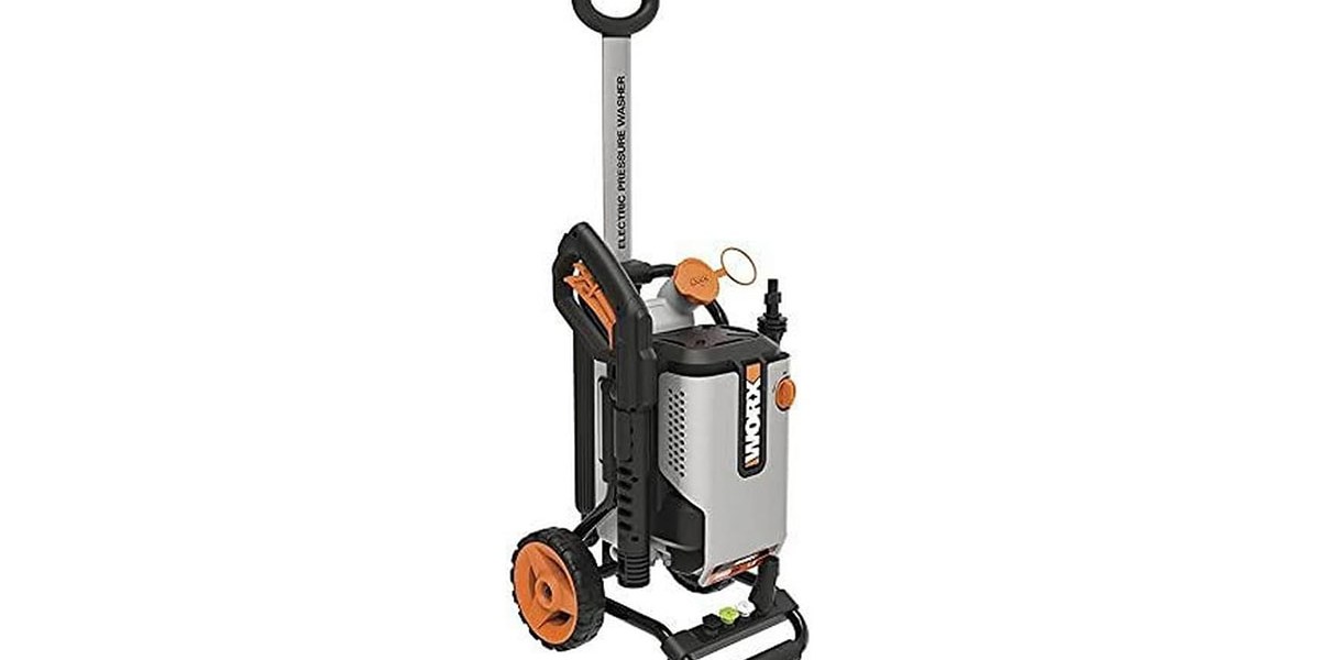 WORX WG606 electric pressure washer offers 1,900 PSI and 1.2 GPM for