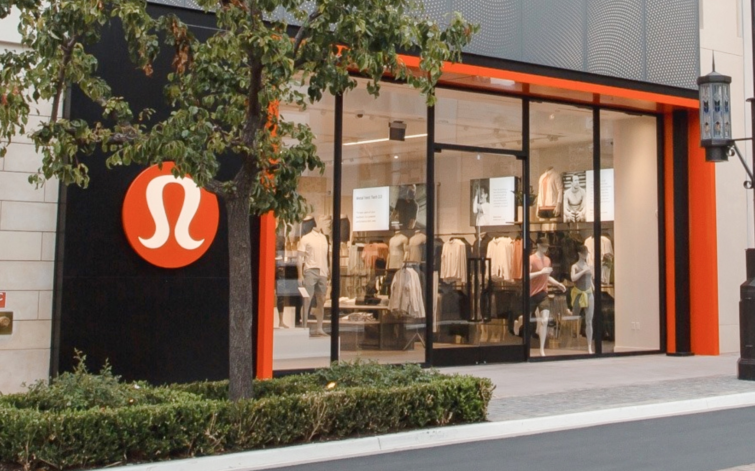 lululemon Black Friday Event starts now! Score prices starting at just