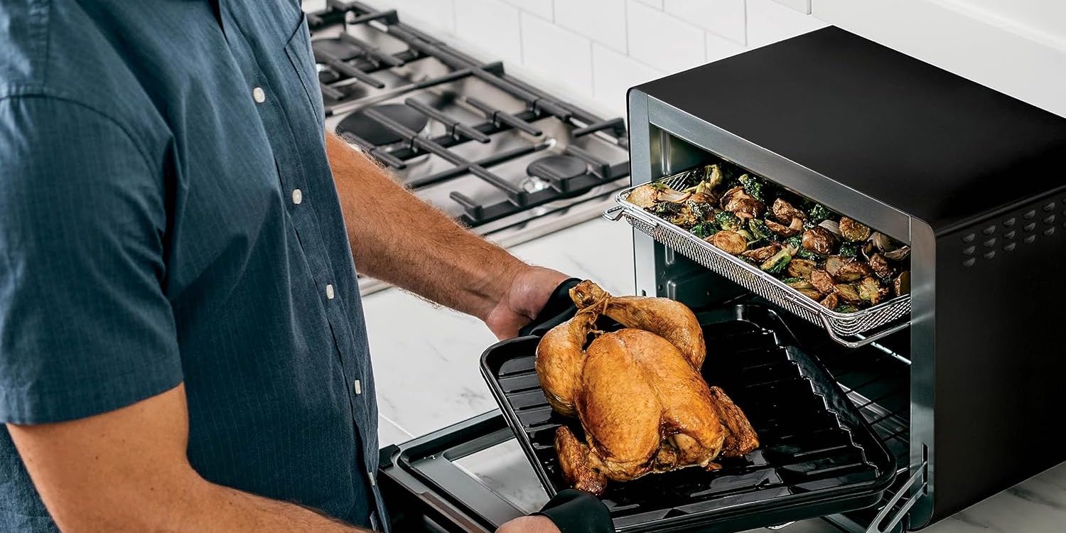 All-black 2023 Ninja 8-in-1 XL Pro Air Fry Oven falls back to $180