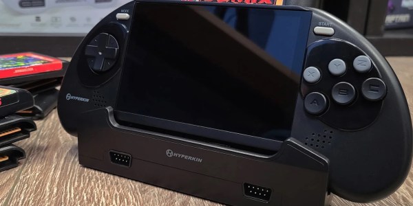 Hyperkin Mega 95 SEGA handheld console