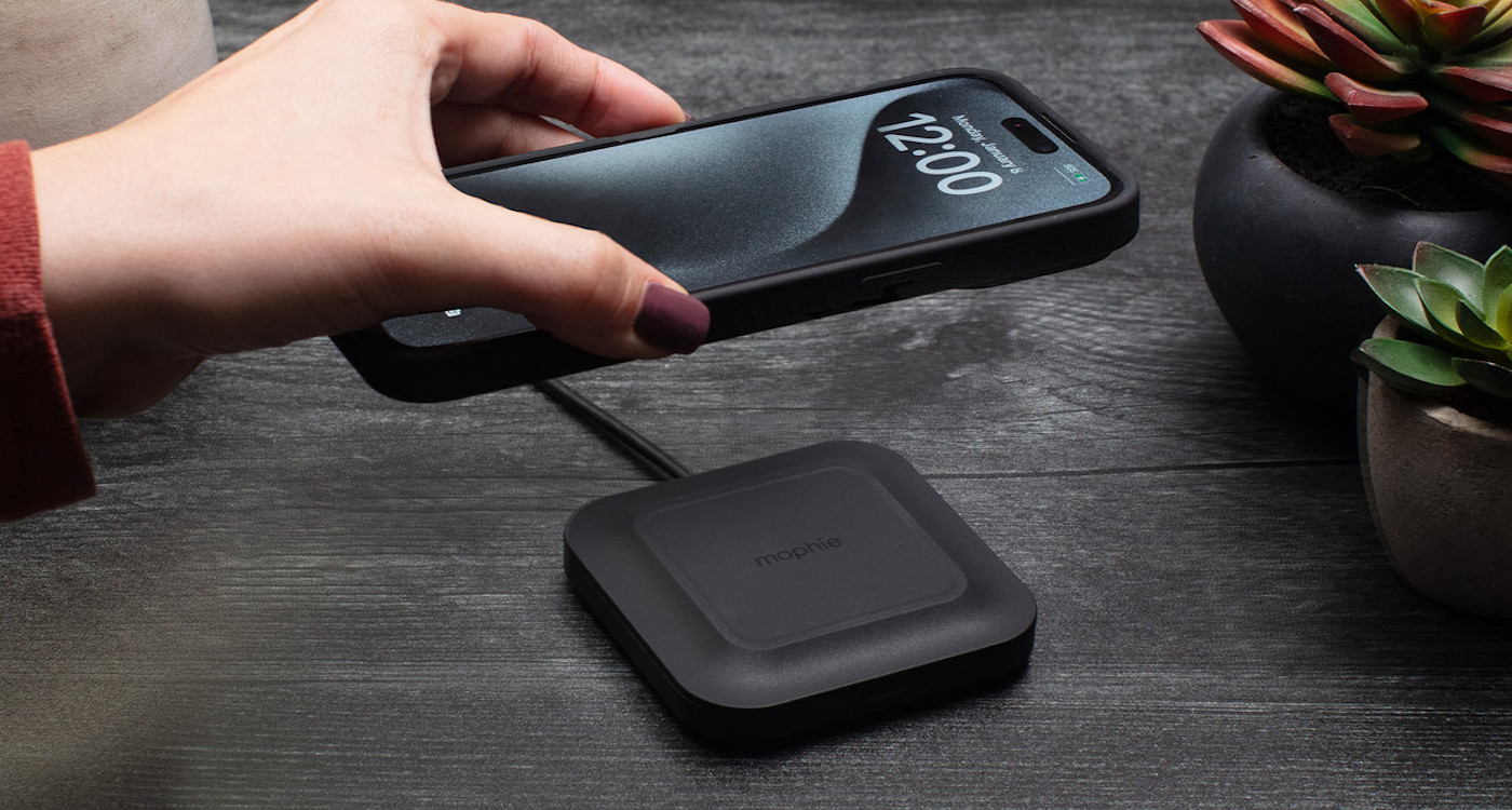 mophie wireless charge pad
