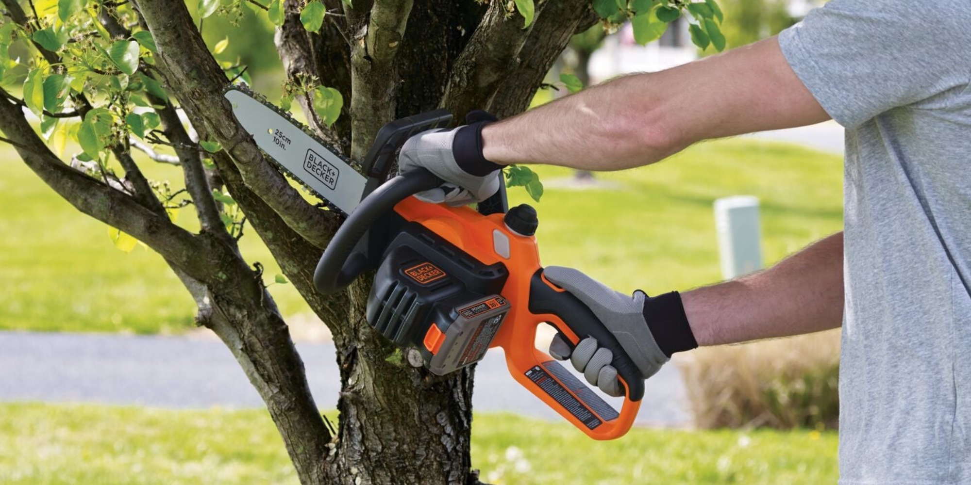 BLACK DECKER s 20V MAX cordless electric chainsaw hits new all