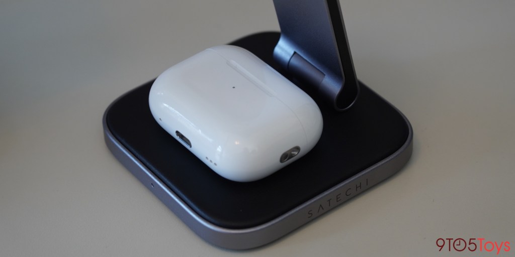 a computer mouse on a mouse pad