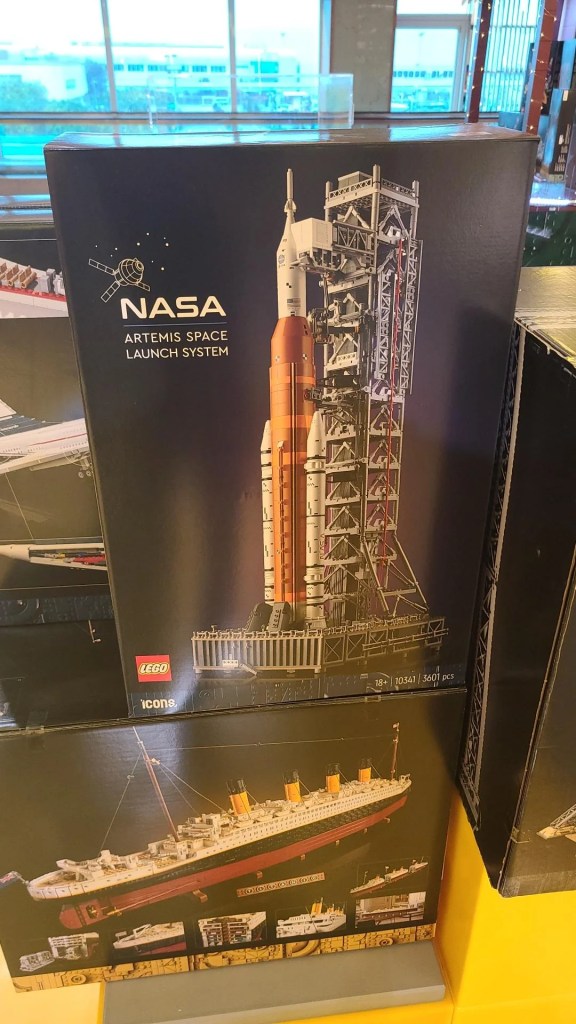  LEGO Artemis Space Launch System