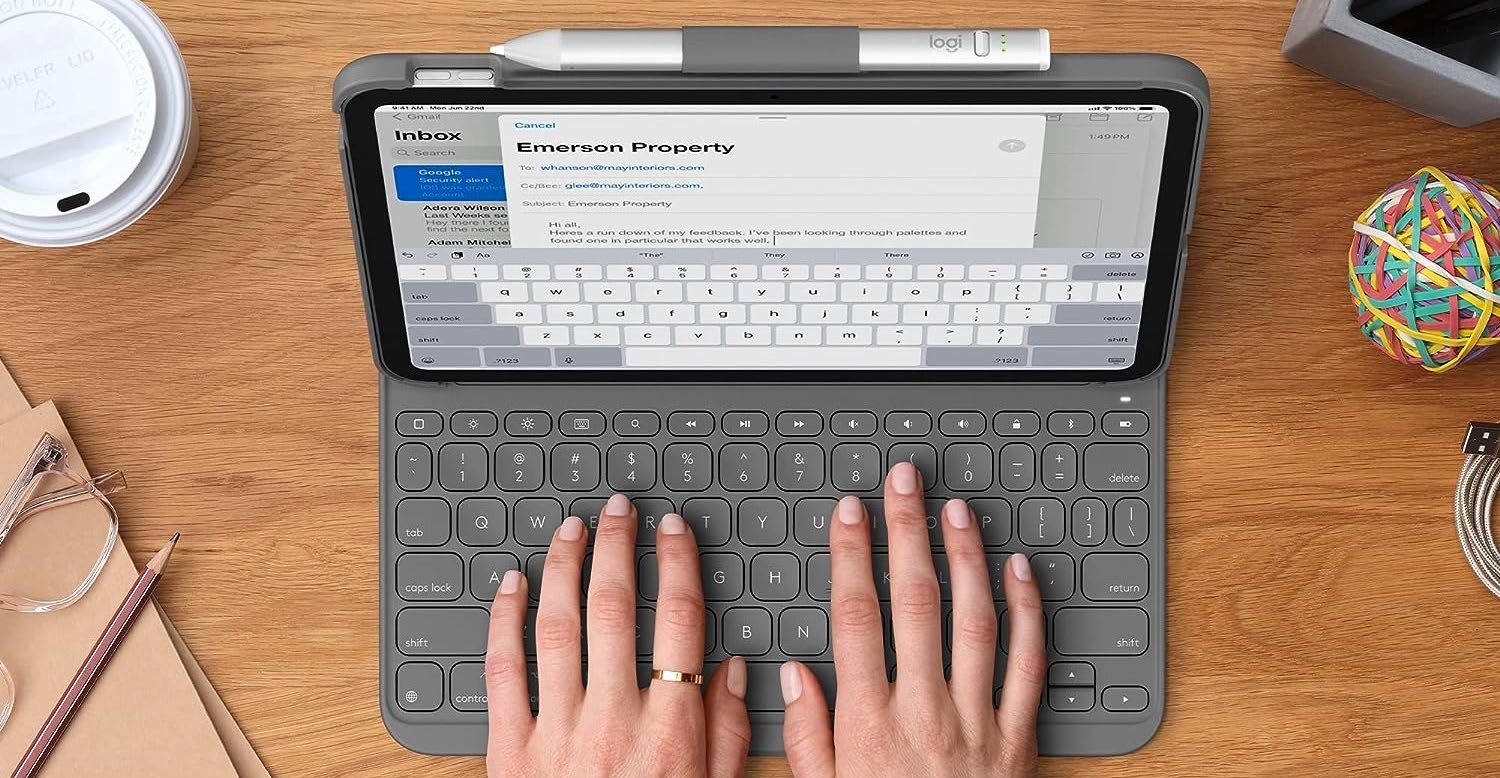 Logitech Slim Folio Bluetooth Keyboard Case