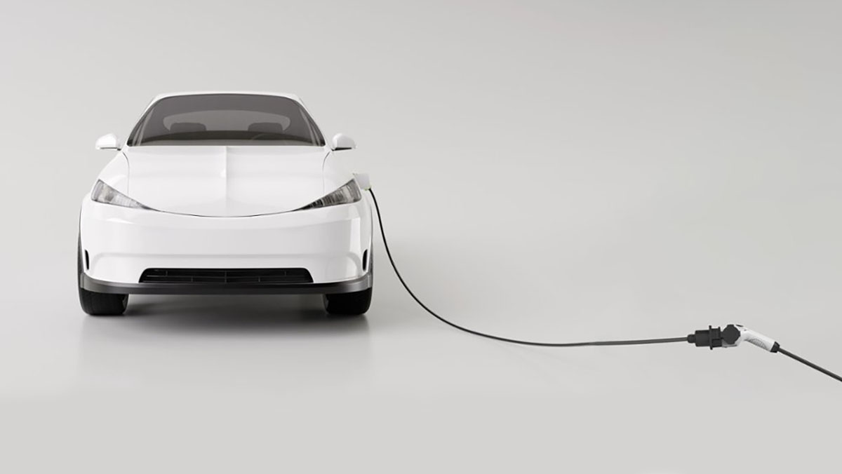 Rexing's 17foot J1772 extension charging cable falls to 110 for today