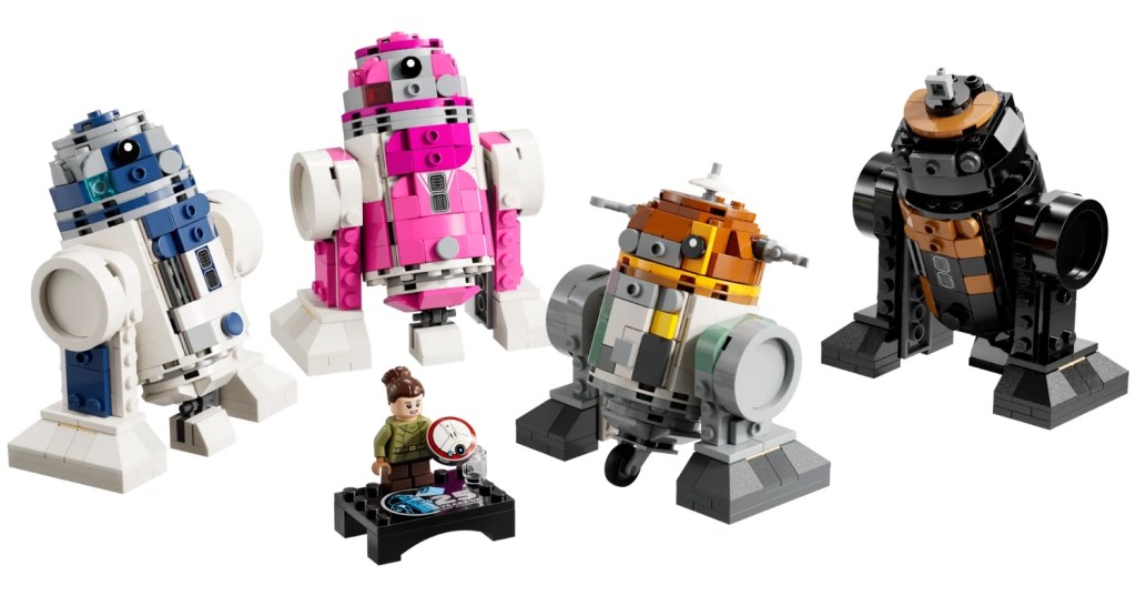 four droids and minifigure in LEGO Star Wars droid set