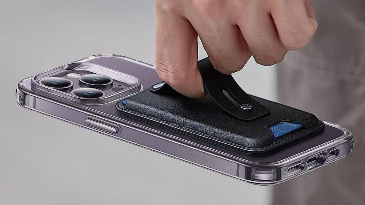 ESR Magnetic iPhone wallet.