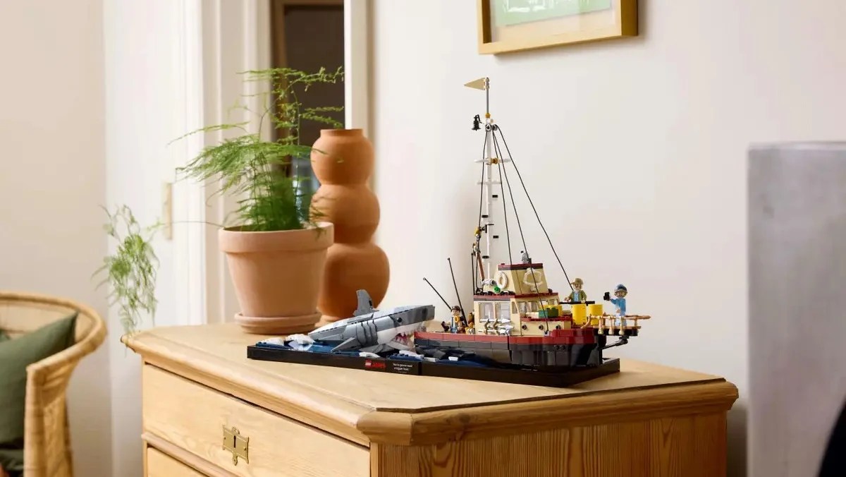 LEGO officially unveils new Ideas 21350 Jaws build set with more pics and info