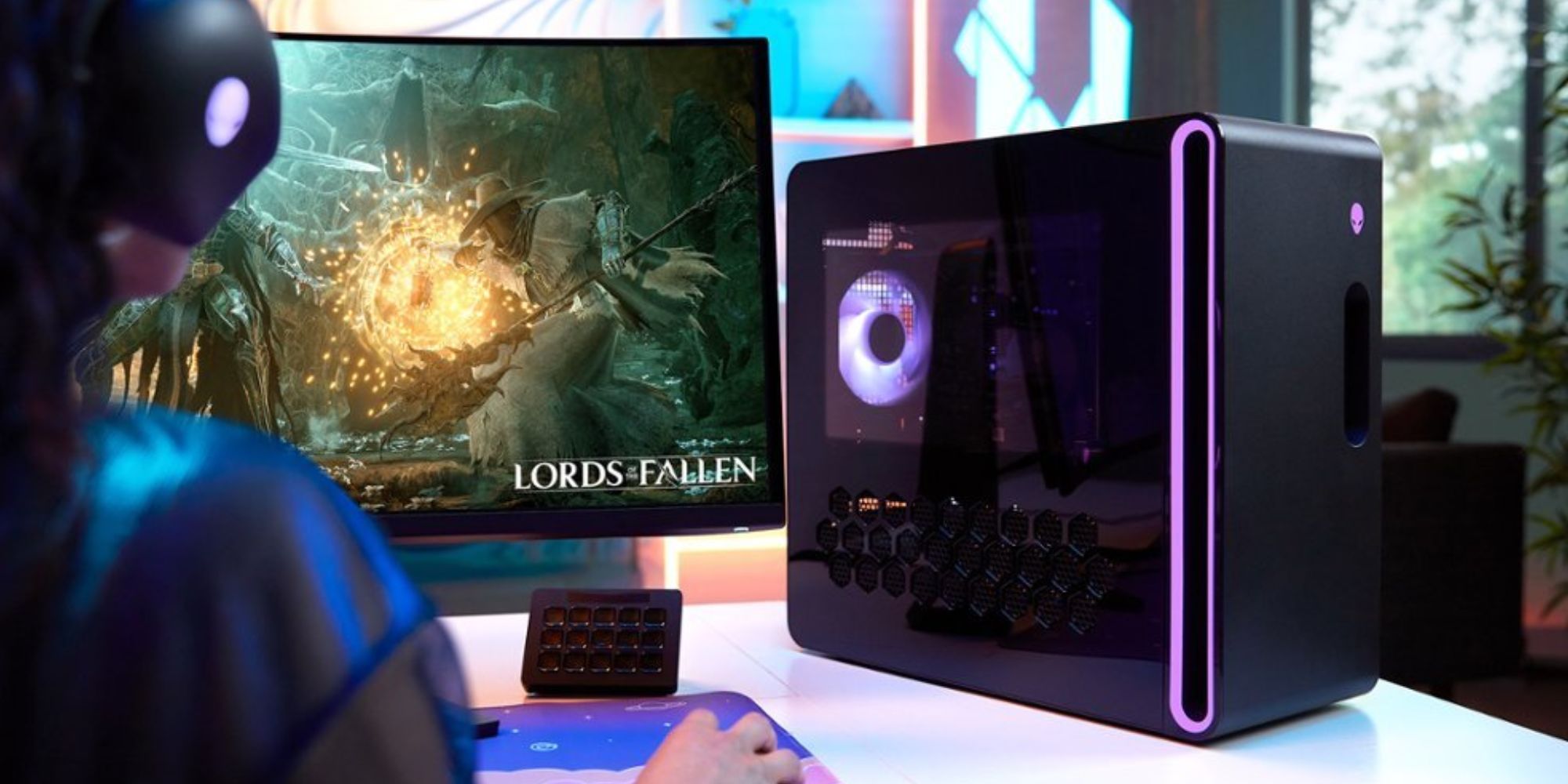 Image showing a person playing games on an Alienware Aurora R16 desktop.