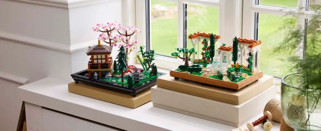 LEGO Fountain Garden