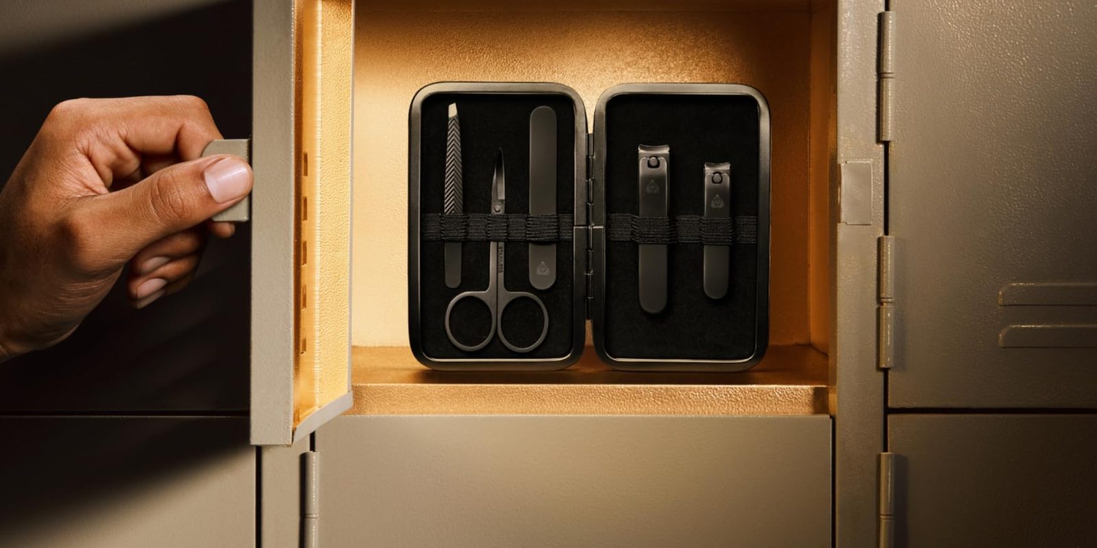 A box with a set of nail files