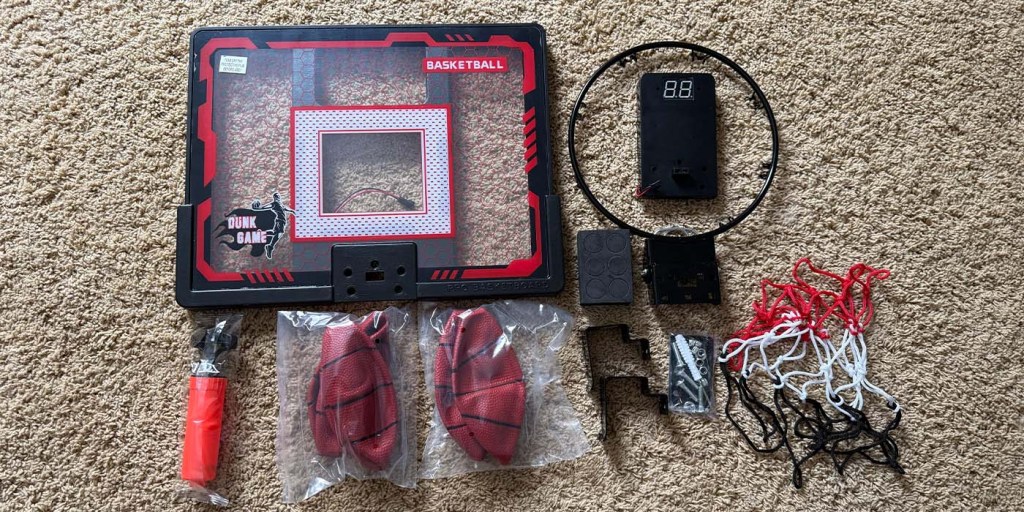 Mini basketball hoop