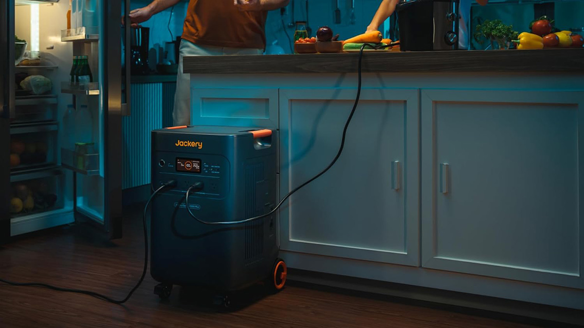 Jackery’s Early Prime Father’s Day deals offer 5,040Wh power station + 2x 500W solar panels at new $3,905 low, more