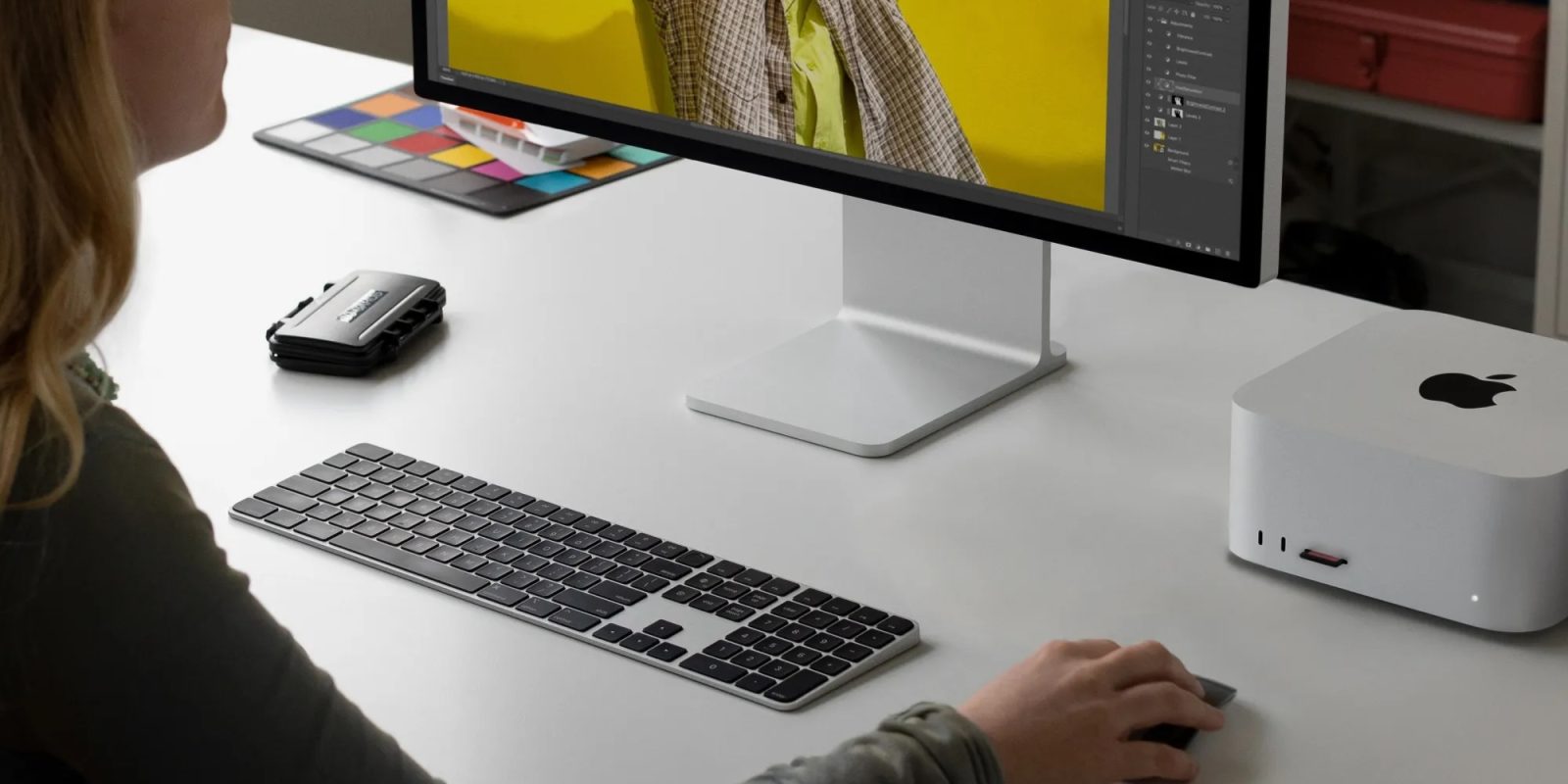 A person using a computer