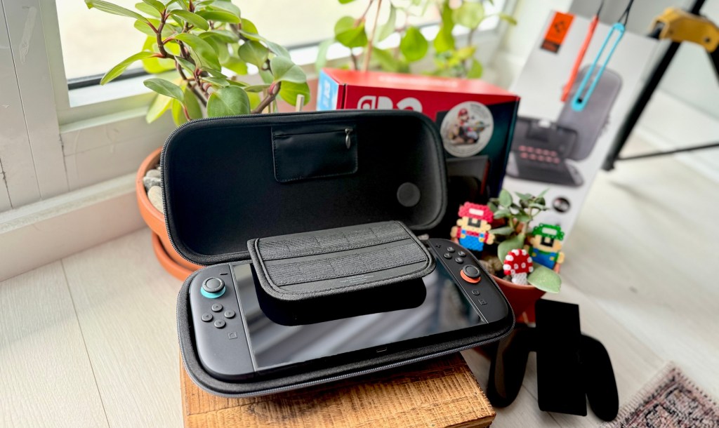 A gaming device with a case