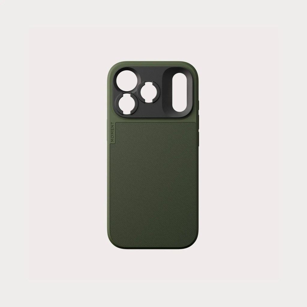 A phone case with multiple camera lenses