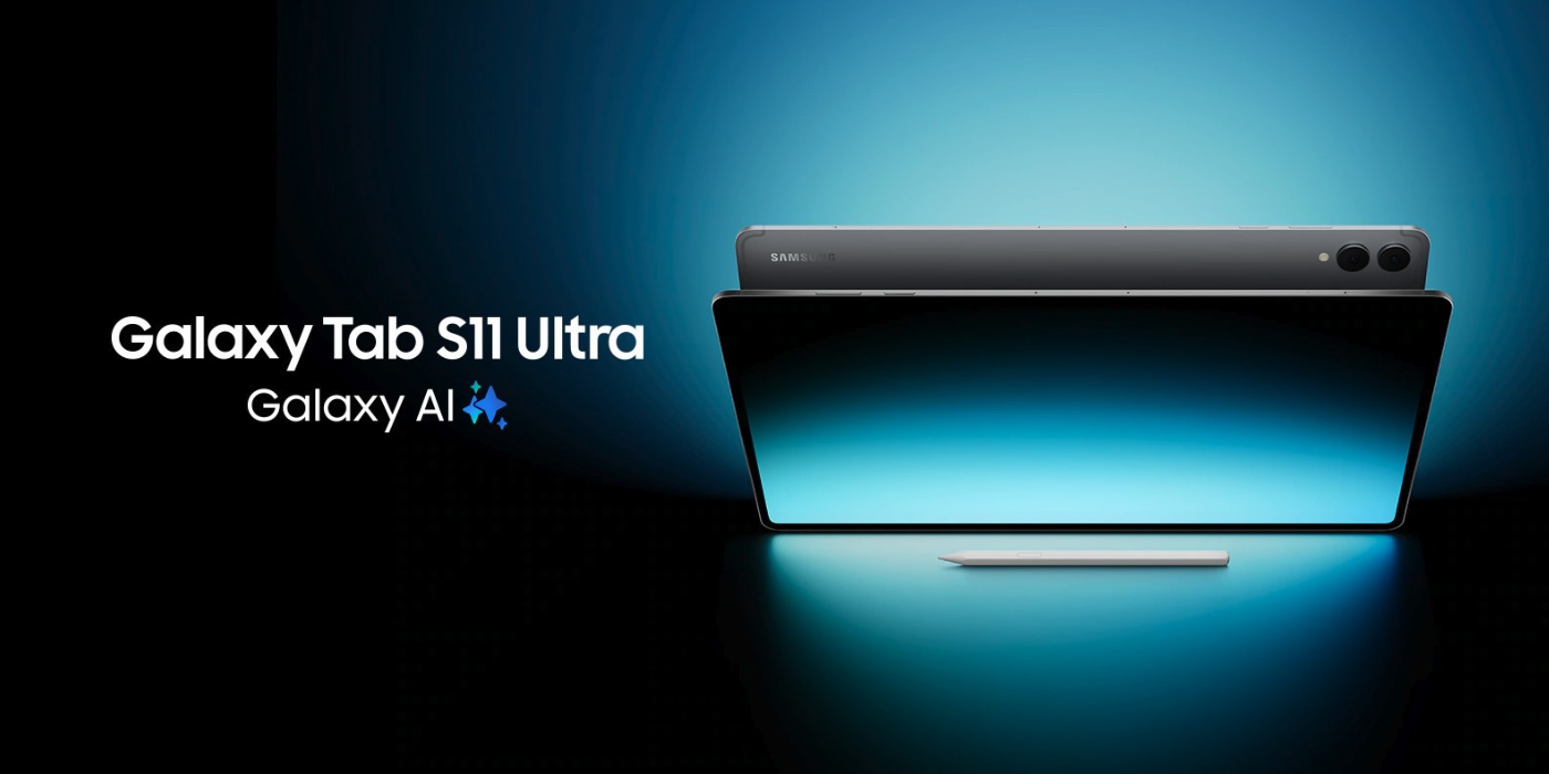 A laptop and tablet with a blue screen