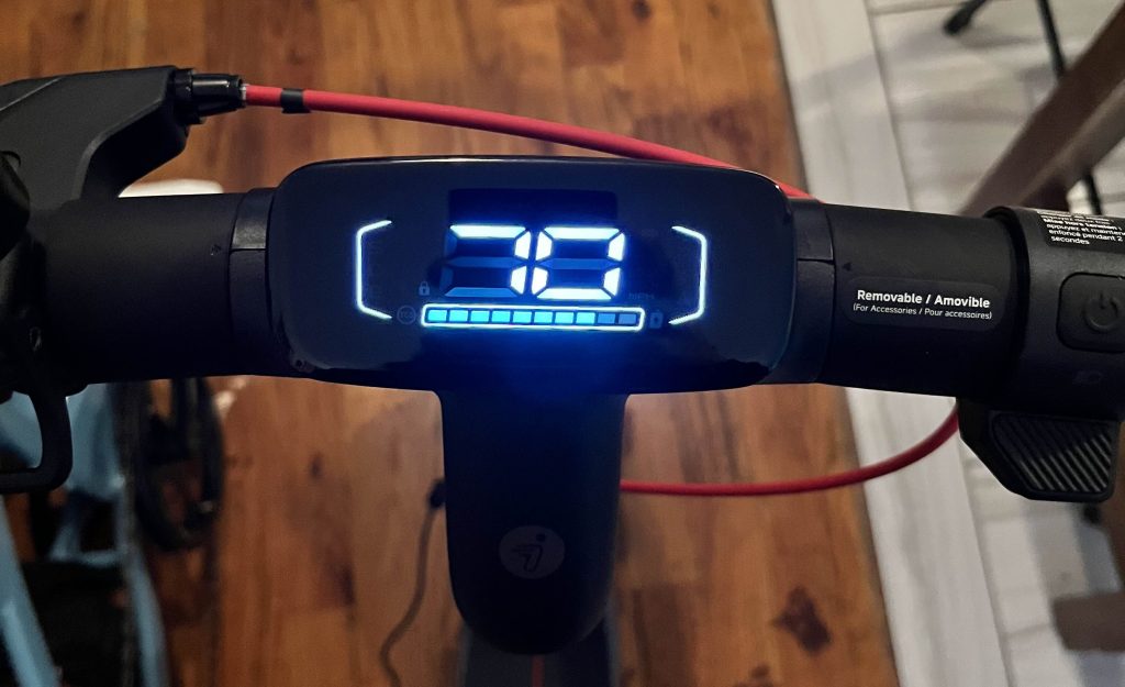 A close up of a handlebar