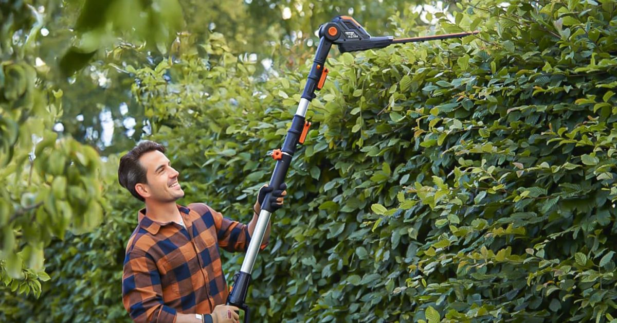 Save 50% on Worx's 2-in-1 attachment-capable 20V 20-inch cordless electric pole hedge trimmer down at $90, more