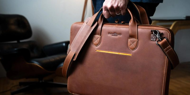 Burton Goods Slim Leather Laptop Briefcase-01 copy