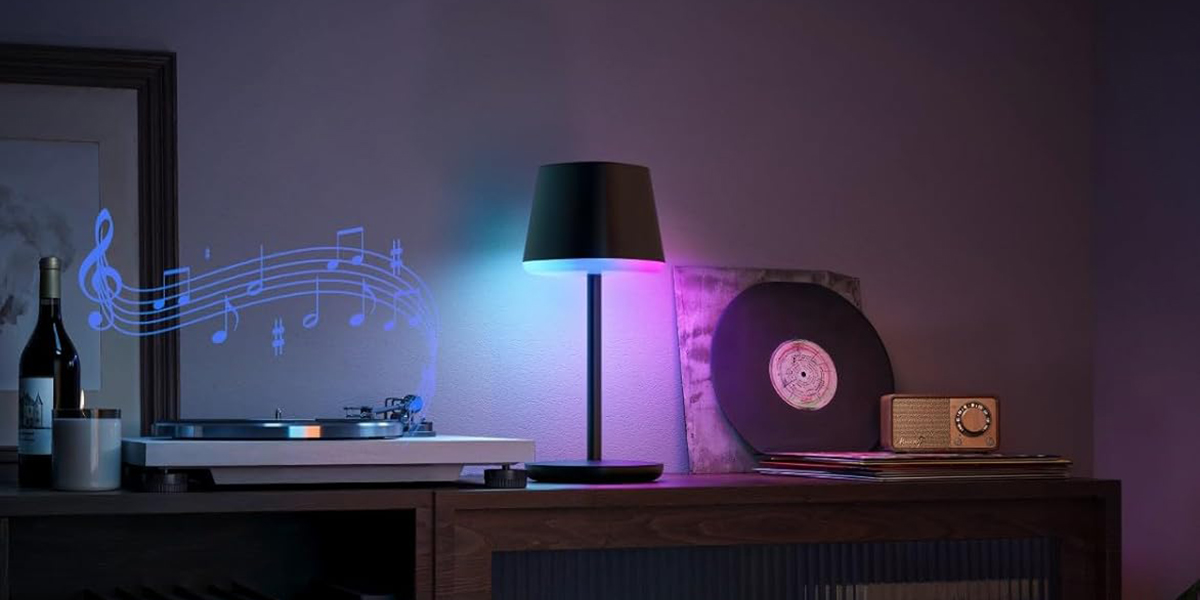 A table with a lamp on it