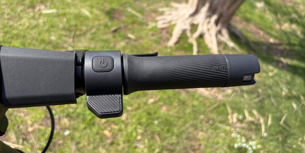 A close up of a handlebar