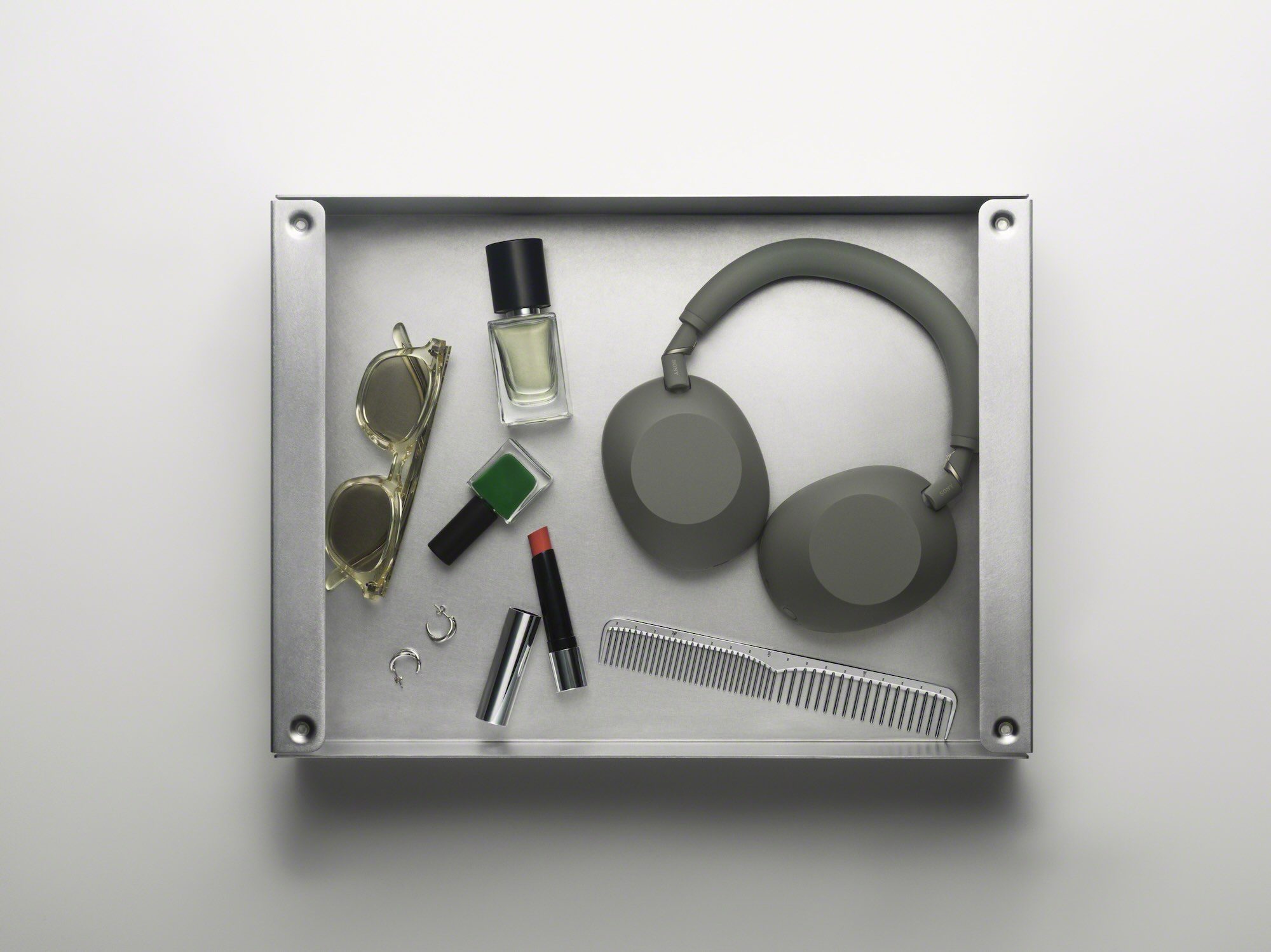Sony expands XM6 headphone lineup with new Olive Gray edition