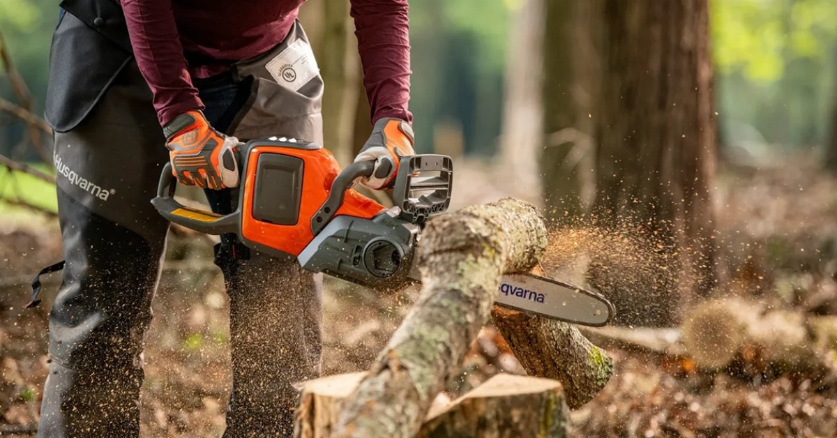 Score a rare 4 discount on Husqvarna’s Power Axe 225i cordless electric chainsaw down at 5 (Best in two years) Score a rare 4 discount on Husqvarna’s Power Axe 225i cordless electric chainsaw down at 5 (Best in two years)